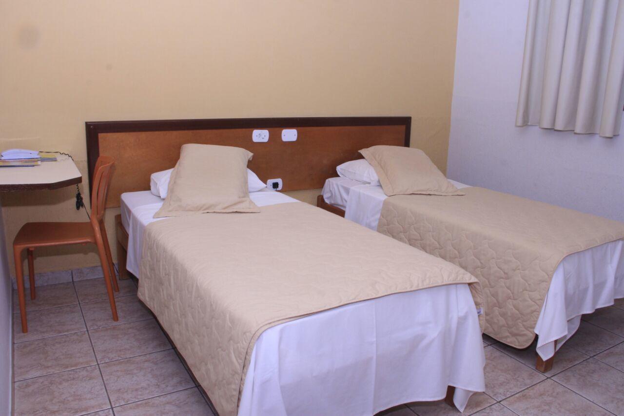 Flip Palace Hotel Buriti Alegre Esterno foto